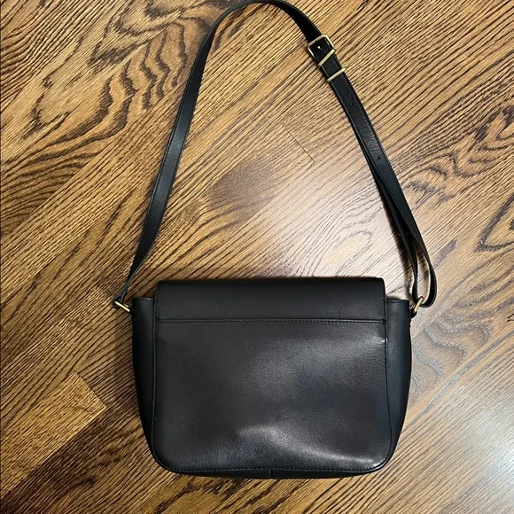 Madewell black leather shoulder bag. Adjustable strap - Picture 3 of 7
